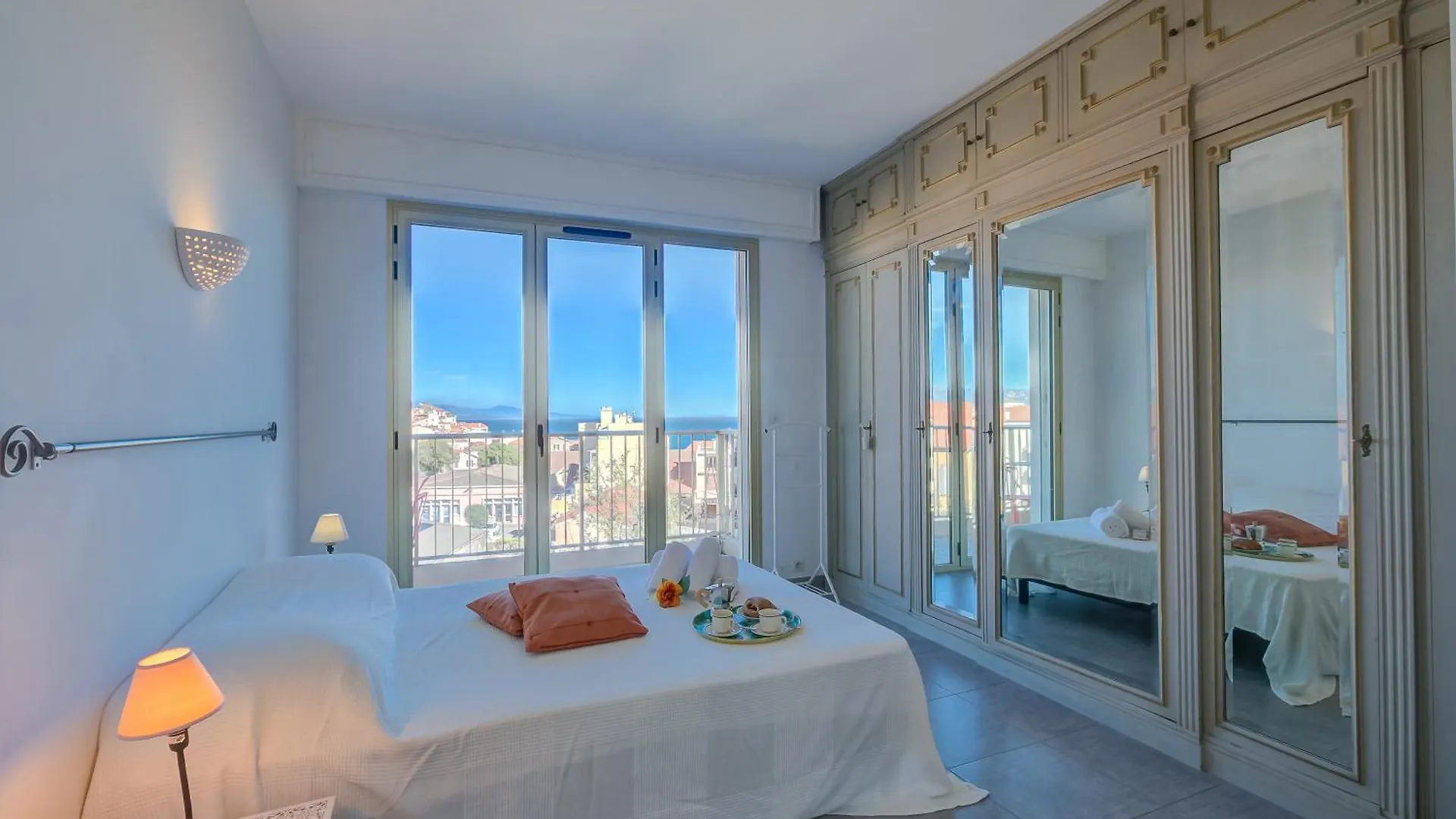 Appartement Le Fabiola - Happy Rentals Antibes 0*,  France