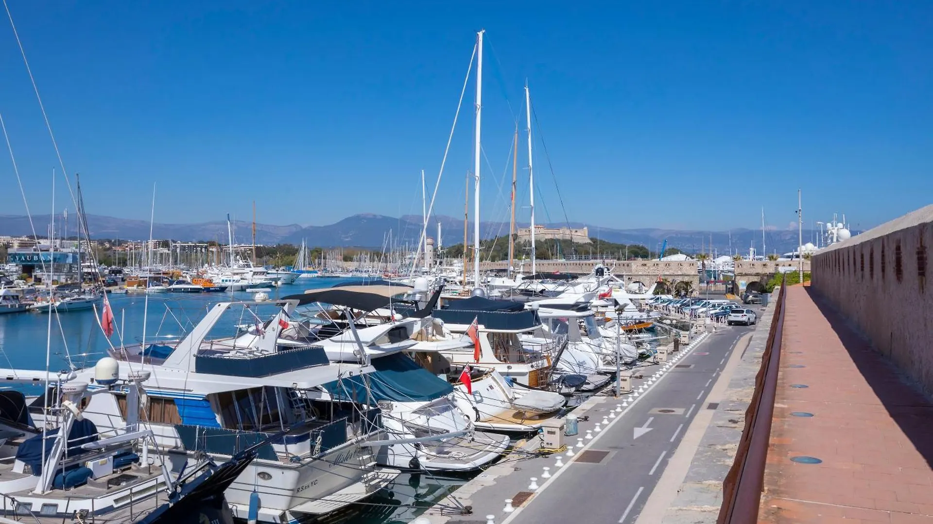 Appartement Le Fabiola - Happy Rentals Antibes Apartment